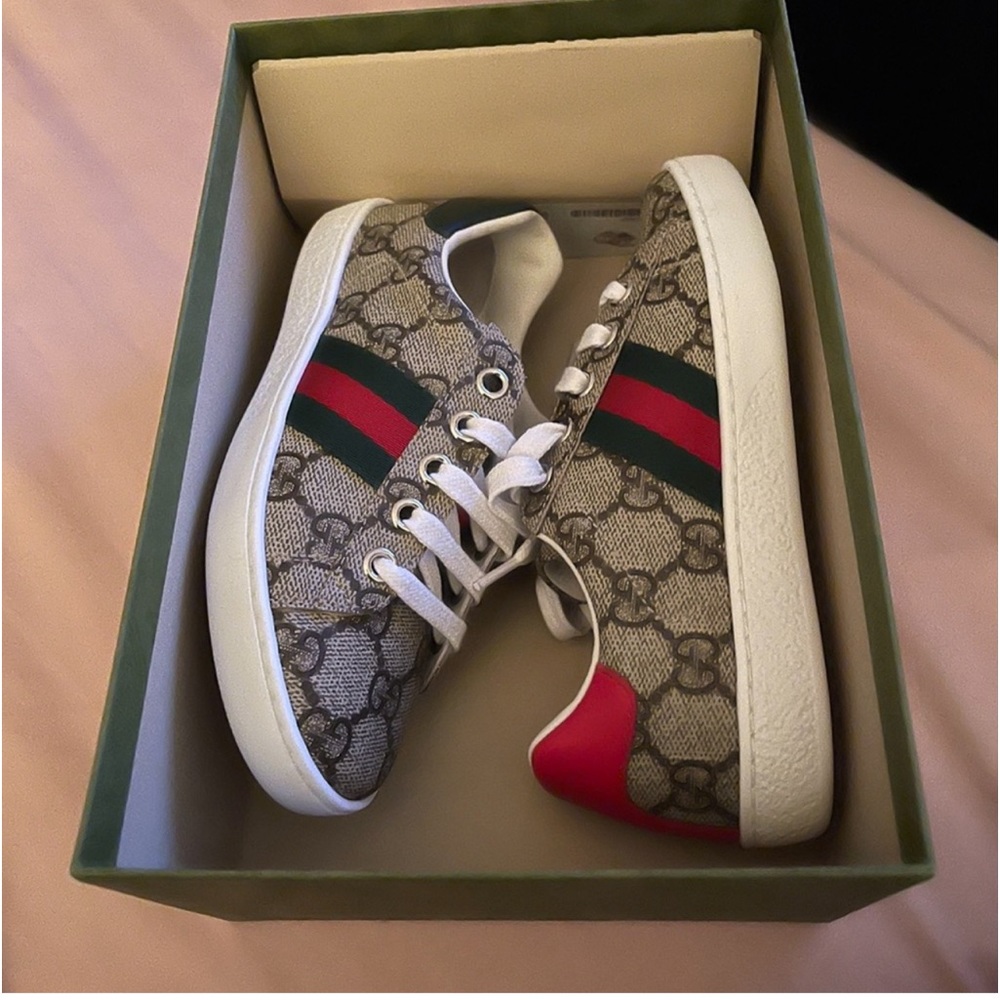 Gucci kids shoes